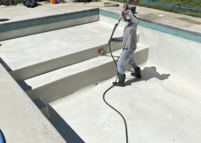 pool-build-finishing-touches